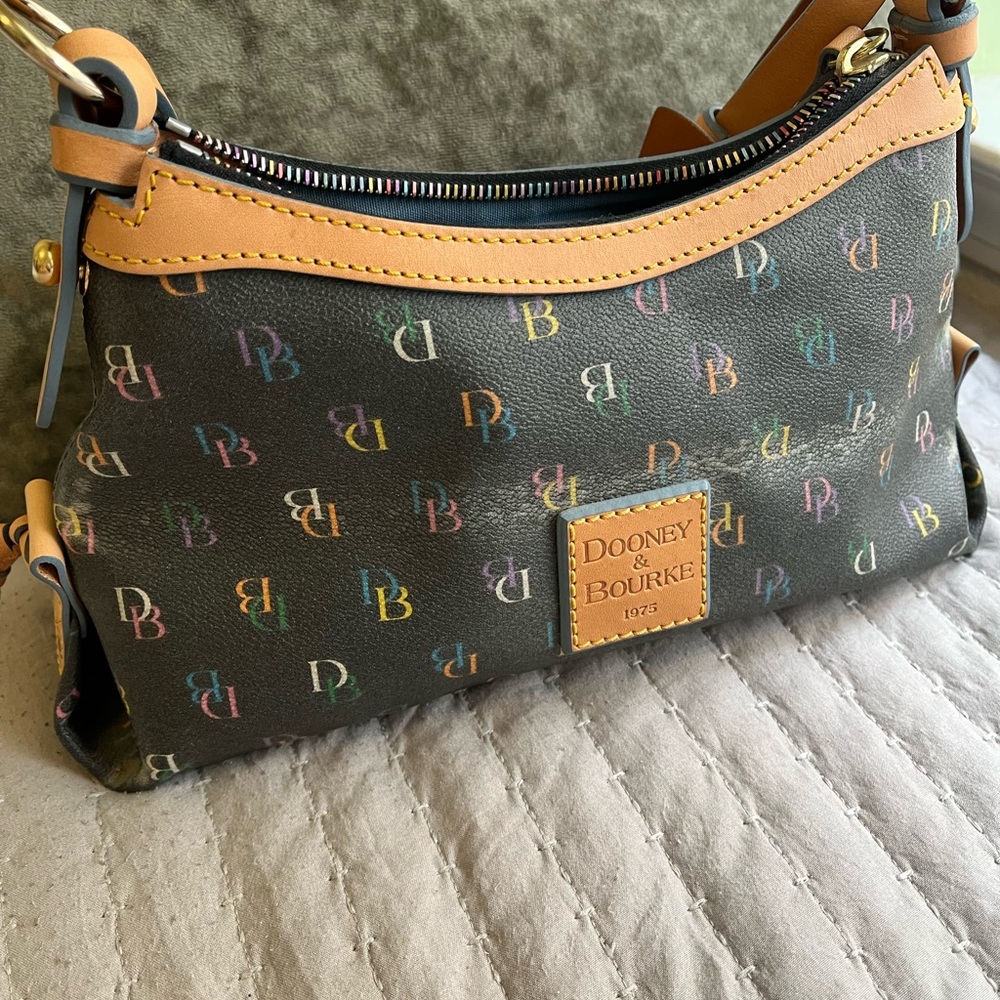 🌈Dooney & Bourke Mini East/West Slouch Icon Bag🌈 - Picture 3 of 16